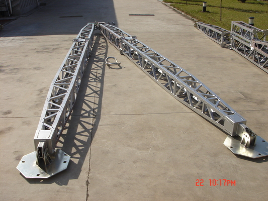 45KN 56KN 72KN Small Gin Pole Lifting Device Gin Pole For Tower